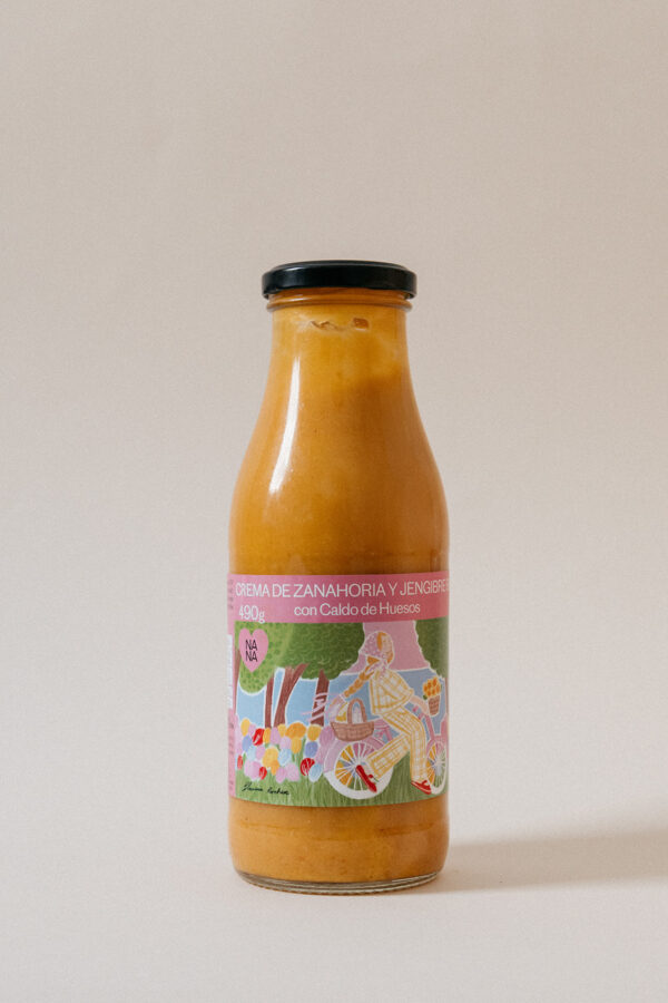 Crema de zanahoria y jengibre con caldo de huesos bio